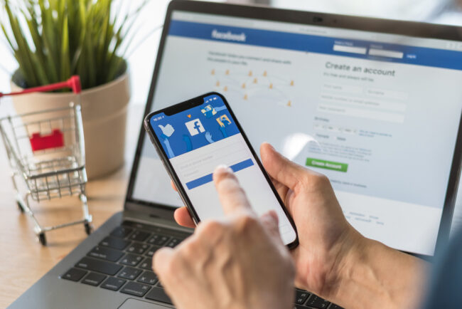Espionner Facebook Messenger à distance gratuitement depuis un autre téléphone