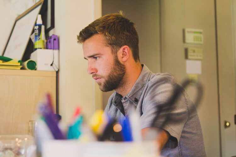 Comment choisir son agence digitale ? Le guide qui vous dit tout