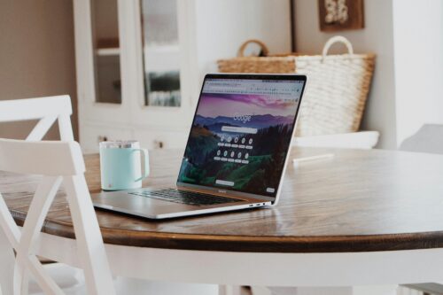 optimisez votre site web avec des templates HTML créés par l'IA, conçus pour améliorer vos conversions et maximiser vos gains en un minimum de temps