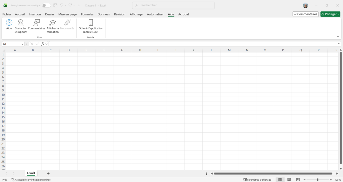 Classeur Excel vide avec cellules, colonnes et onglet de feuille