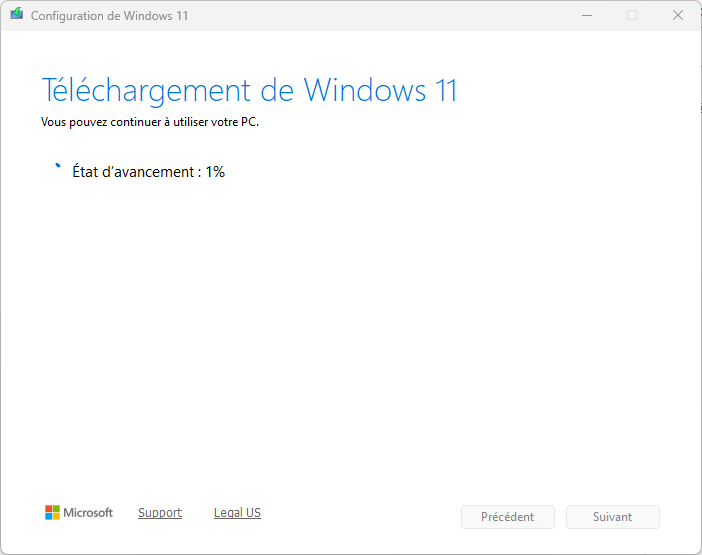 Téléchargement de Windows 11 en cours via l'outil de création de support Microsoft