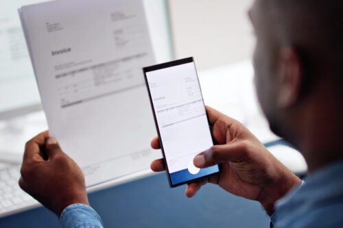 Découvrez comment convertir vos PDF en Word avec les meilleurs outils OCR. Comparatif gratuit vs payant, conseils RGPD et méthode étape par étape pour les pros.