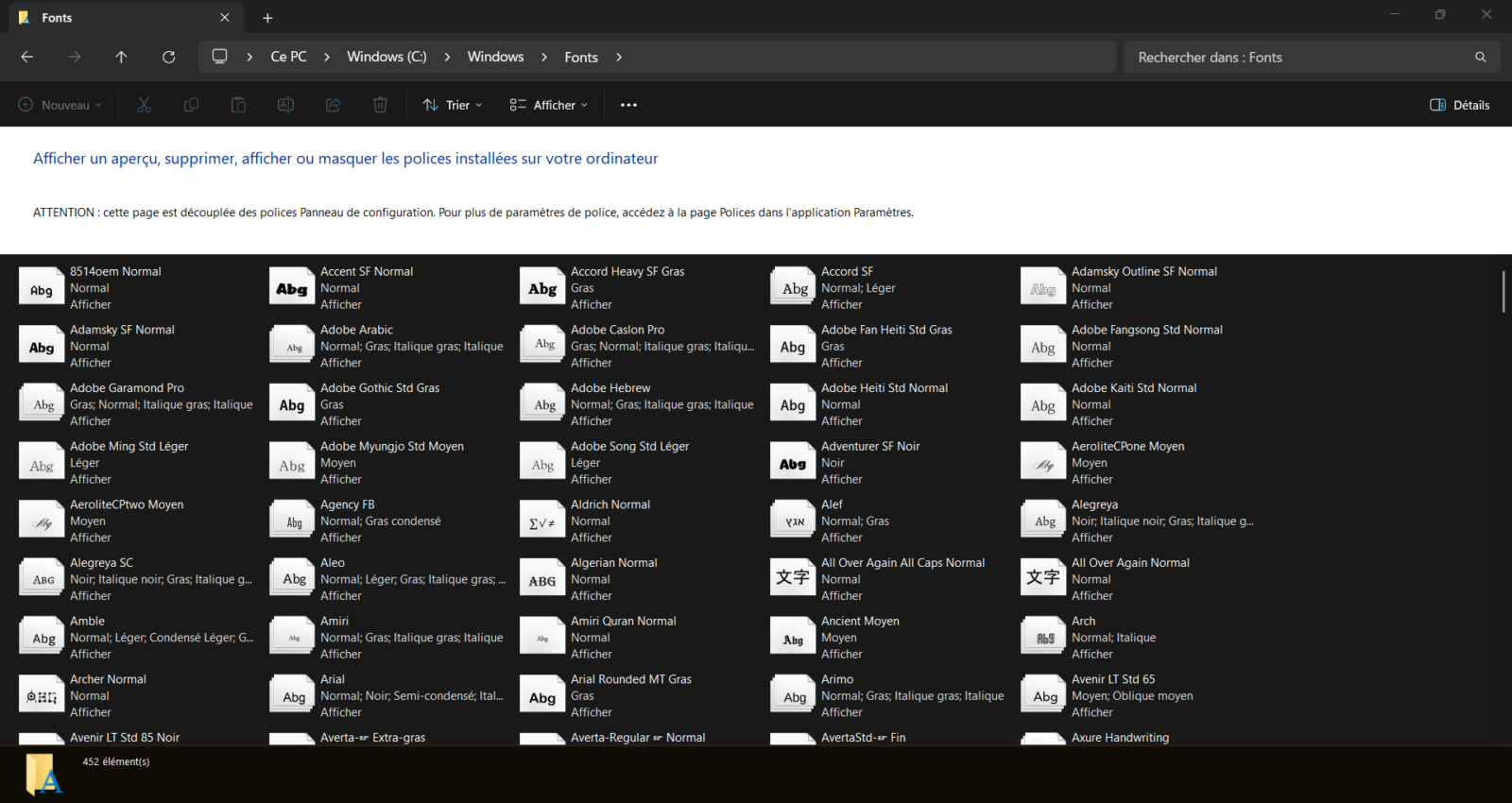 Dossier C:\Windows\Fonts ouvert dans l'Explorateur de Windows 11 listant les polices de caractères installées