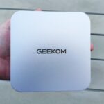 Boostez vos performances avec le GEEKOM a5 Pro 2026. Ce mini PC Ryzen 5 offre puissance, silence et 4K. Évolutif et garanti 3 ans !