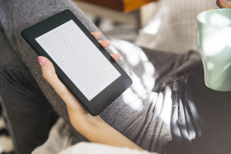 Lecture d’un EPUB sur liseuse et tablette après conversion depuis un PDF