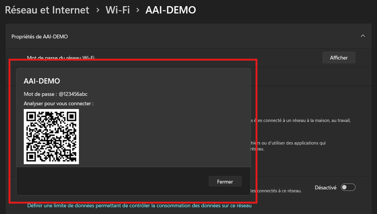 Fenêtre Windows 11 affichant le mot de passe du réseau Wi-Fi en clair et le QR code pour s'y connecter