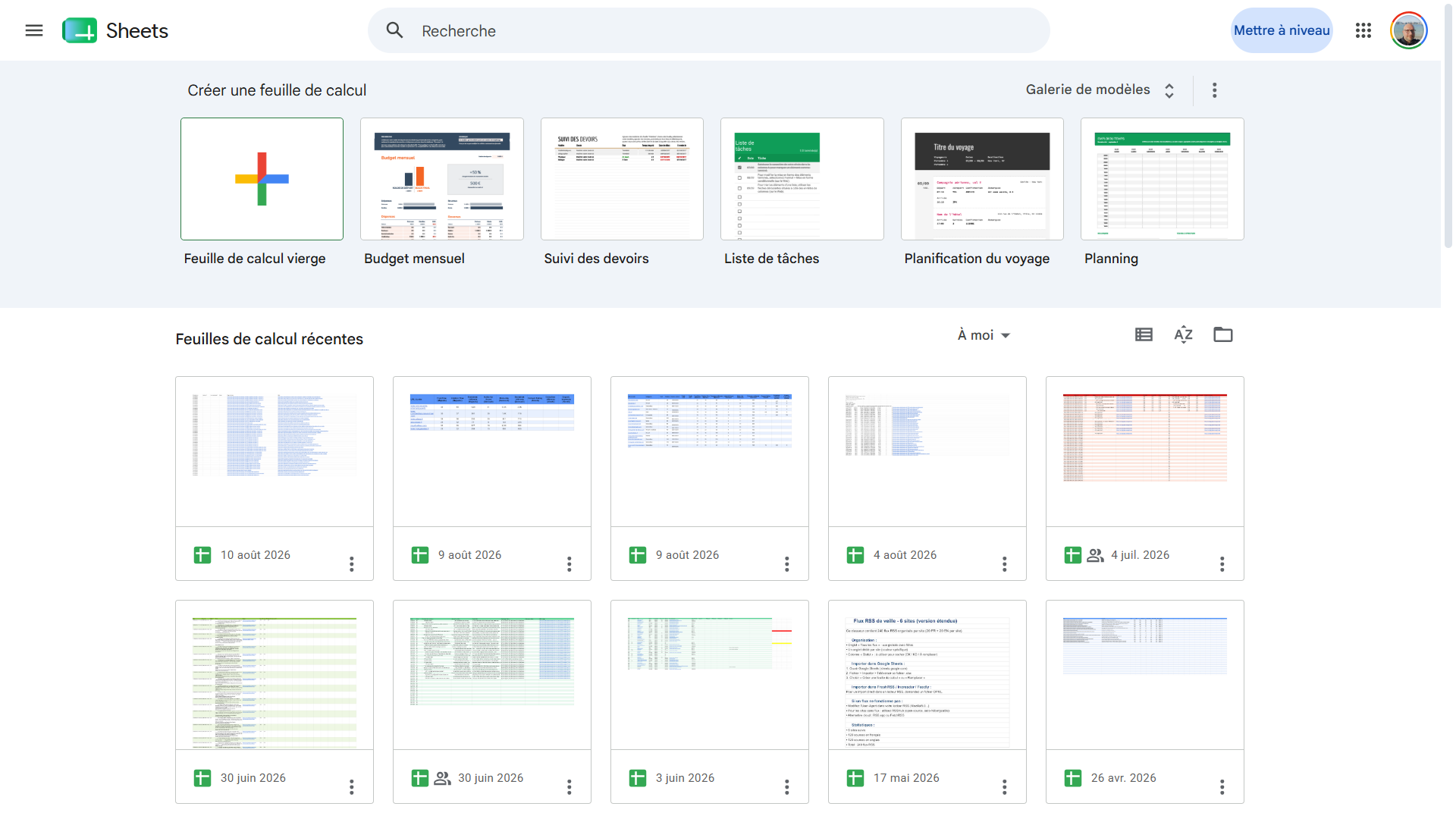 Page d'accueil de Google Sheets avec la galerie de modèles et le bouton feuille de calcul vierge