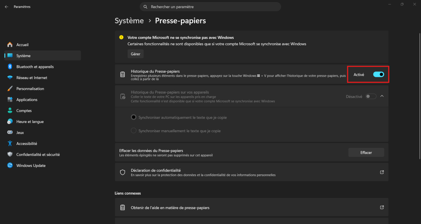 Page Système > Presse-papiers des Paramètres de Windows 11 avec l'interrupteur Historique du Presse-papiers activé, encadré en rouge